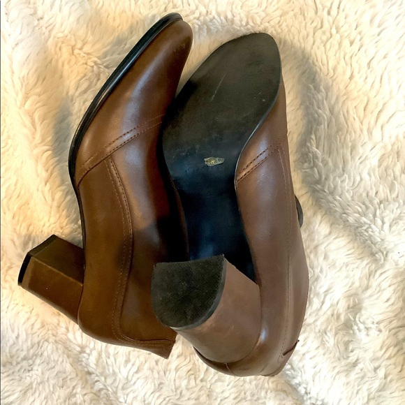 Brown Belle lace up Leather shoes with leather covered heels - Picture 4 of 7